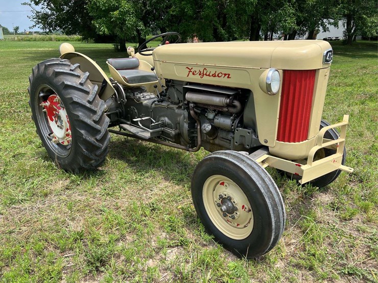 massey-ferguson-40-image-7