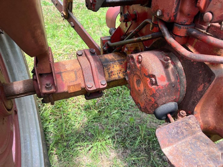 farmall-404-lp-image-41