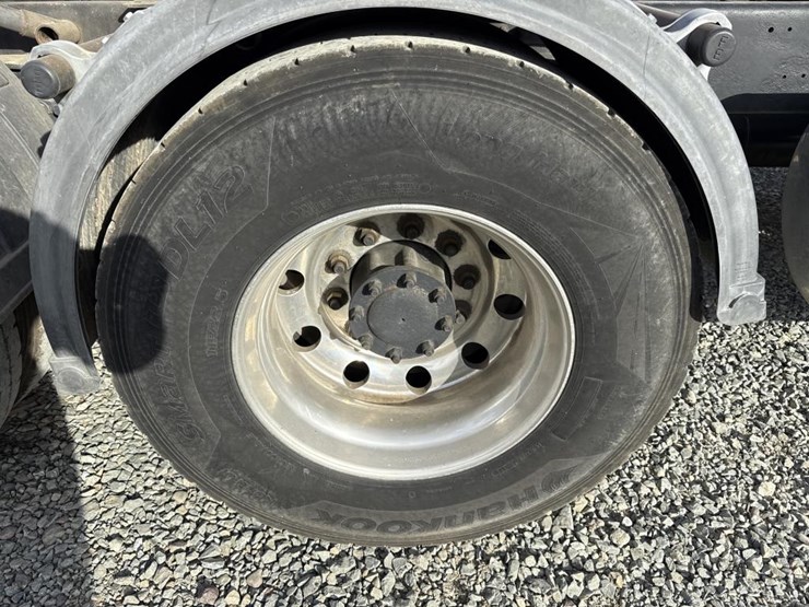 2009-kenworth-w900-image-60
