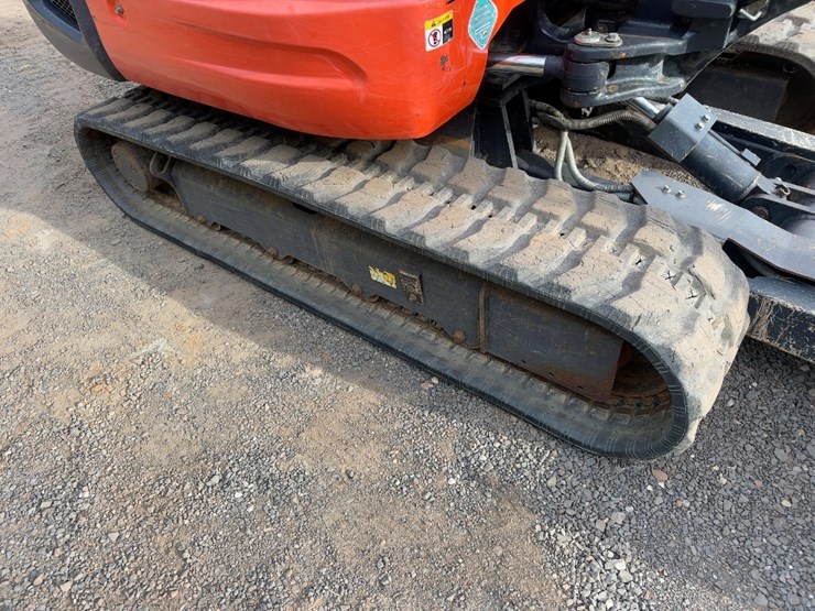 2019-kubota-kx040-4-image-19