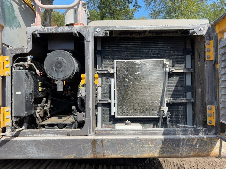 2019-volvo-ec220el-image-31