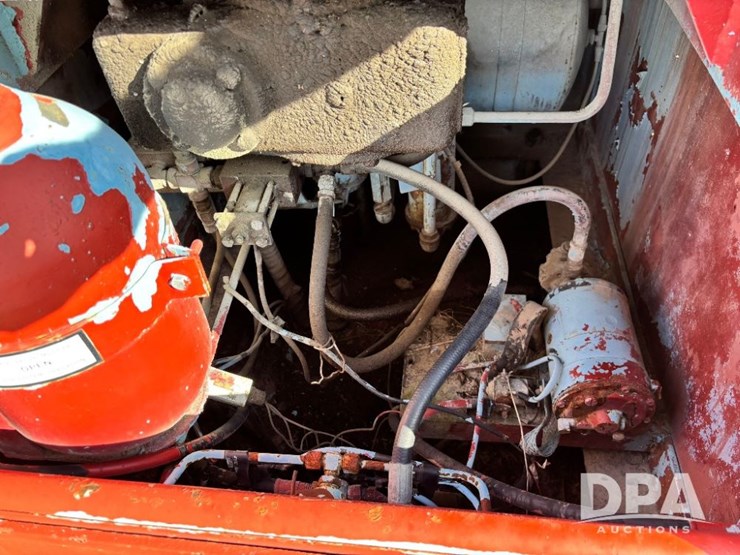 1981-international-1754-bucket-truck-(gp11561,-unit-78228)-image-44