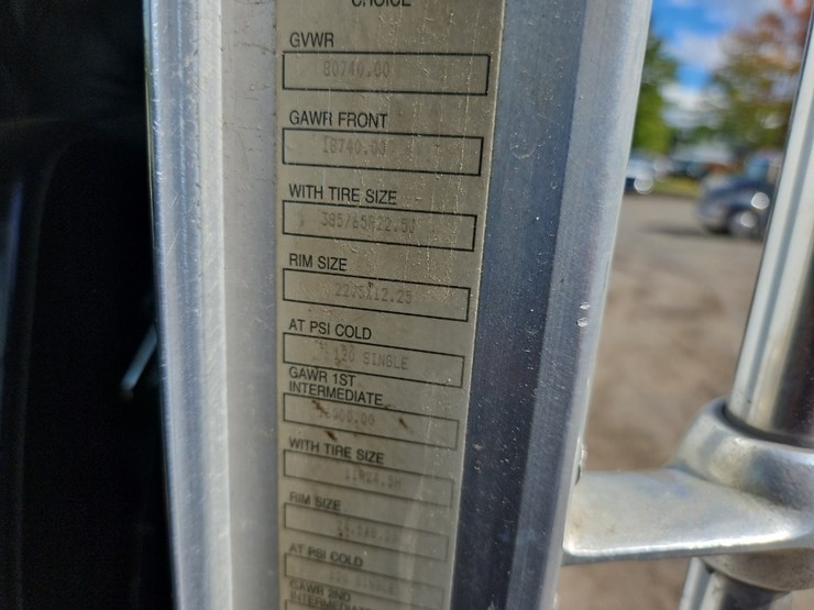 2001-kenworth-t800-image-38