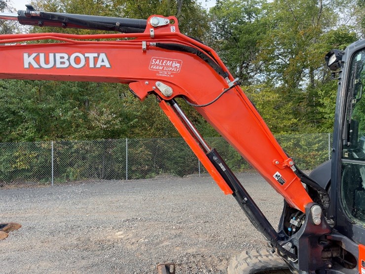 2019-kubota-kx040-4-image-15