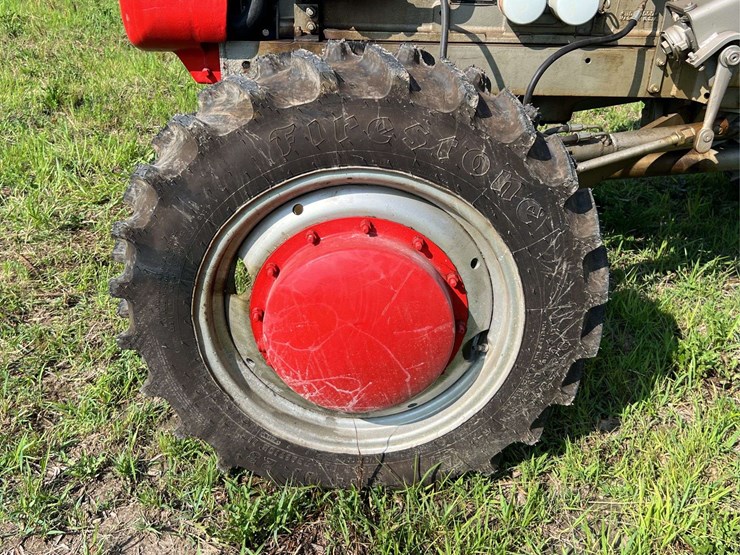 massey-ferguson-97-image-30