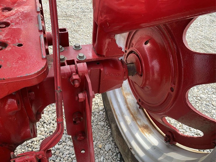 farmall-350-diesel-image-28