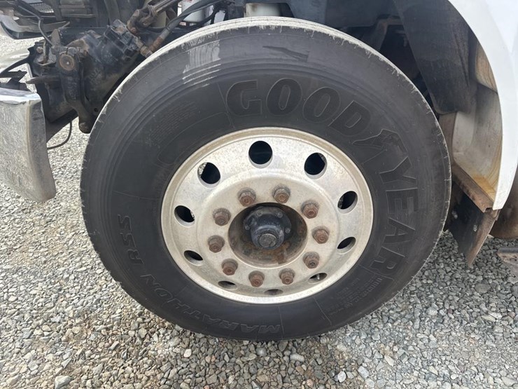 ford-f750-image-50
