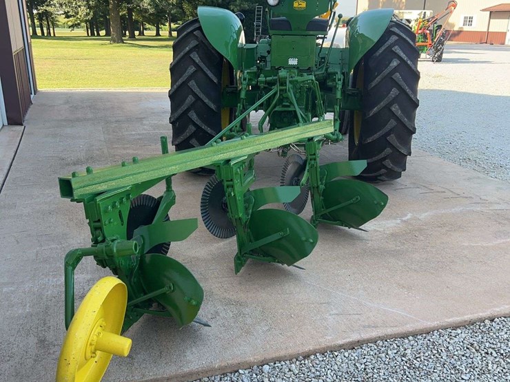 1955-john-deere-70-image-4