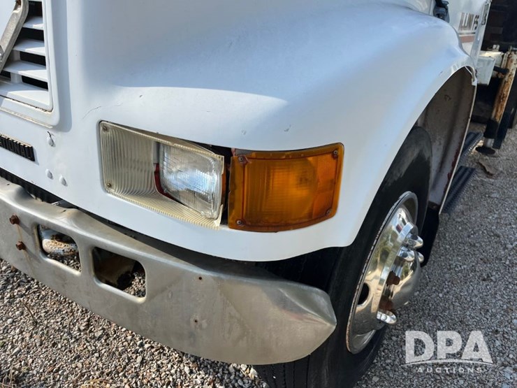 2000-ihc-4700-boom-truck-(jn3112,-unit-603)-image-13