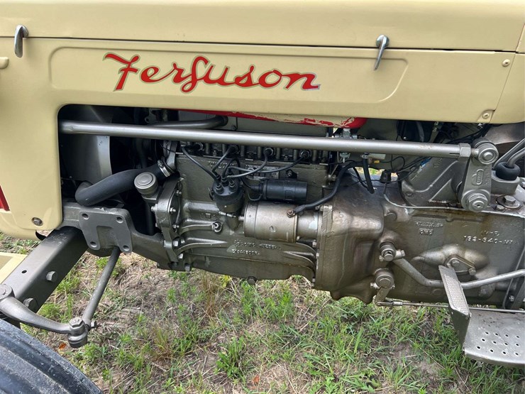 massey-ferguson-40-image-71