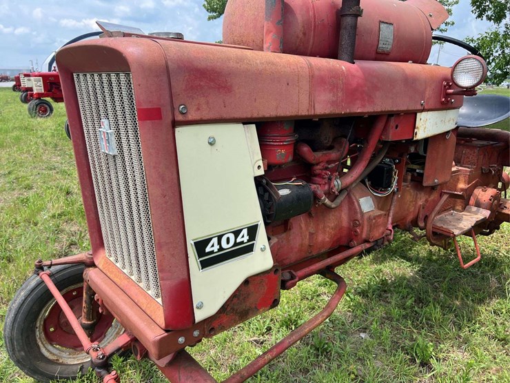 farmall-404-lp-image-25