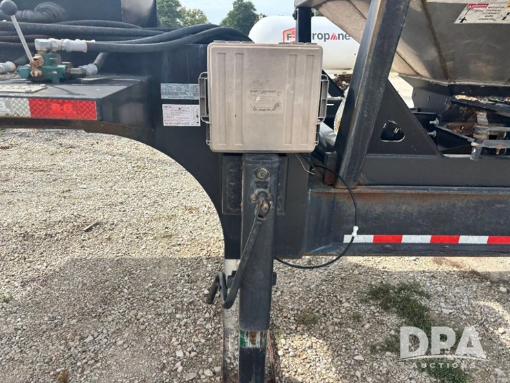 2012-behnke-dry-tender-trailer-(gp11554)-image-27