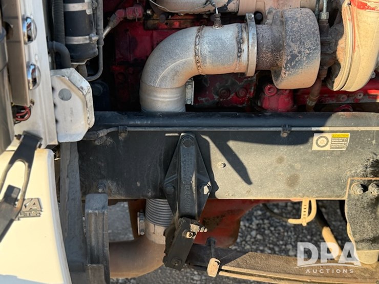 2013-peterbilt-389-truck-(jm627)-image-70