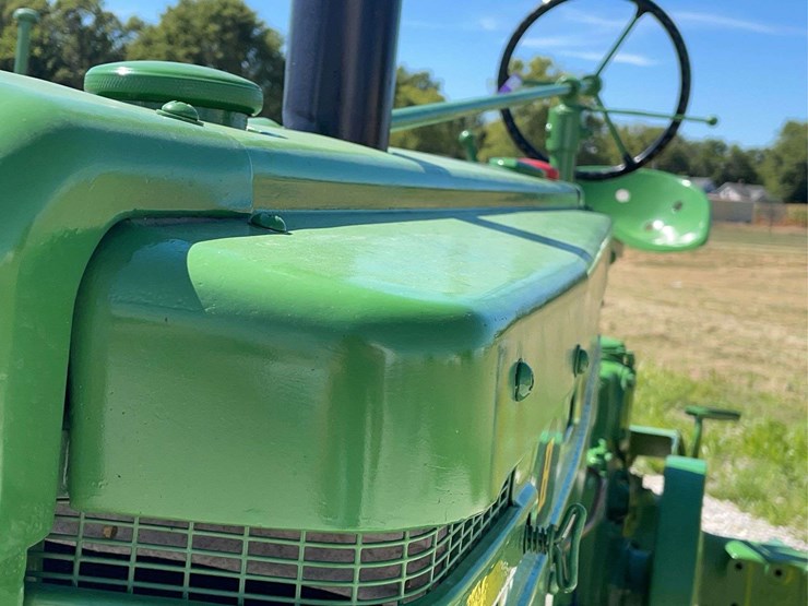 john-deere-h-image-16