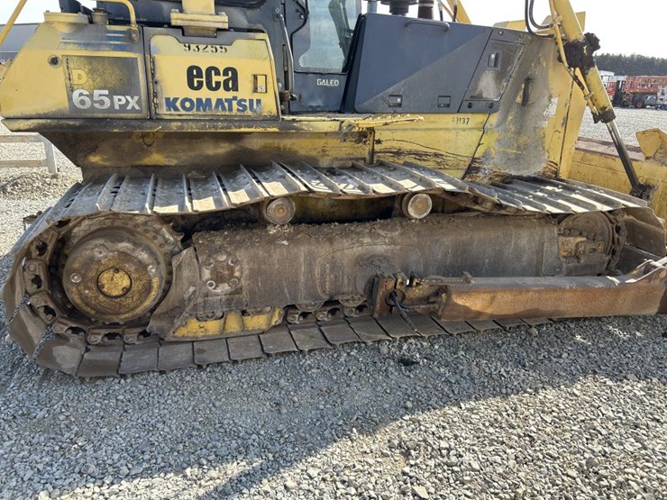 komatsu-d65px-image-59