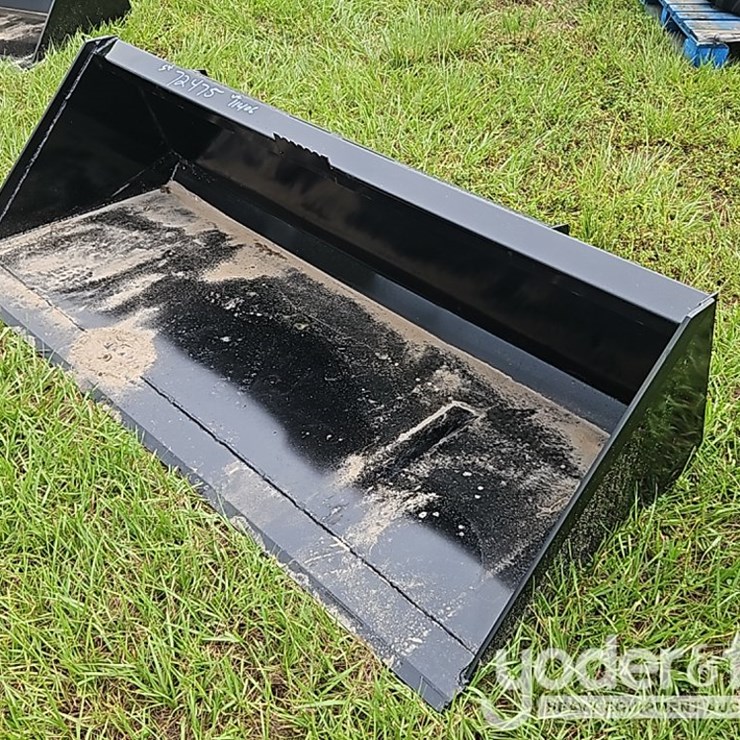 Unused 72" Bucket to suit Skidsteer