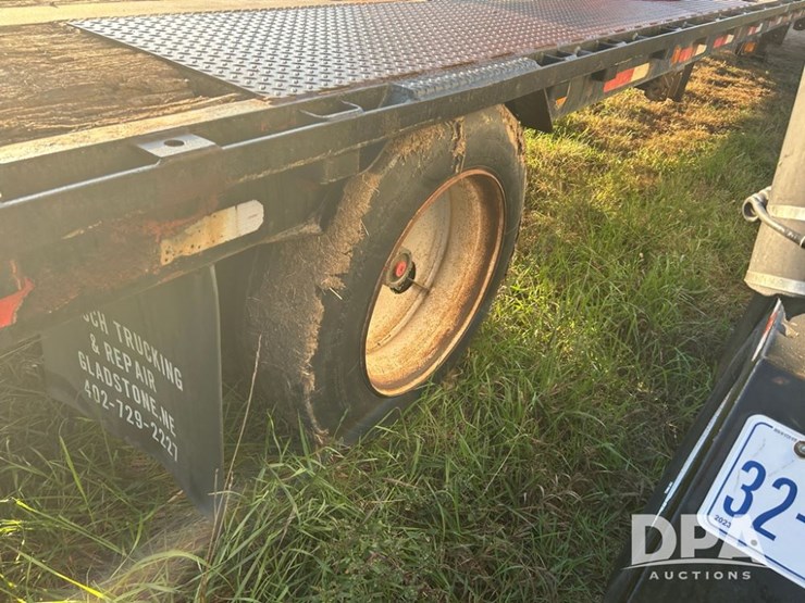 1991-great-dane-trailer-image-11