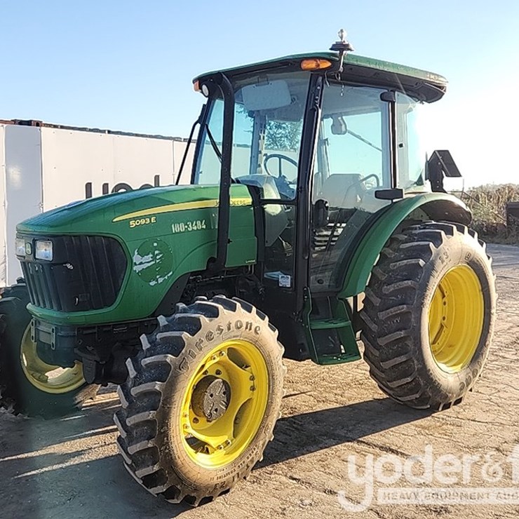 2009 JOHN DEERE 5093E