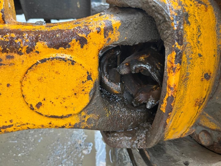 jcb-930-image-14