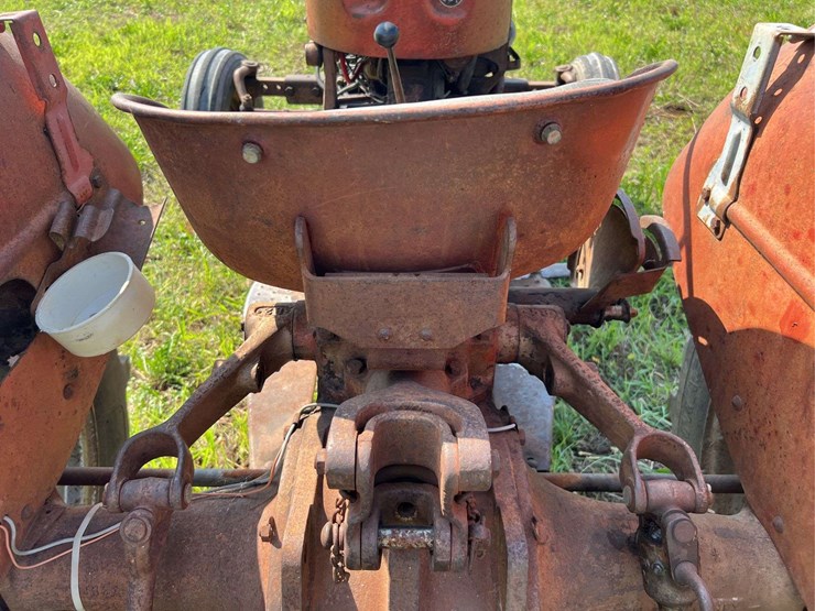 massey-ferguson-50-image-61