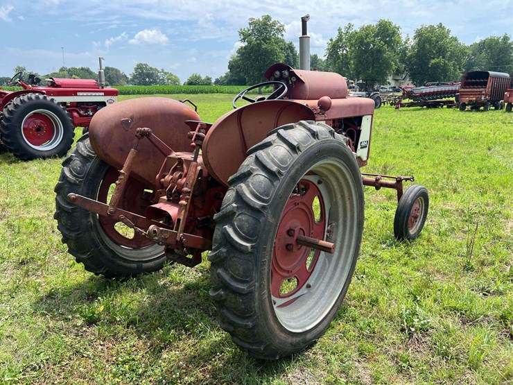 farmall-404-lp-image-5