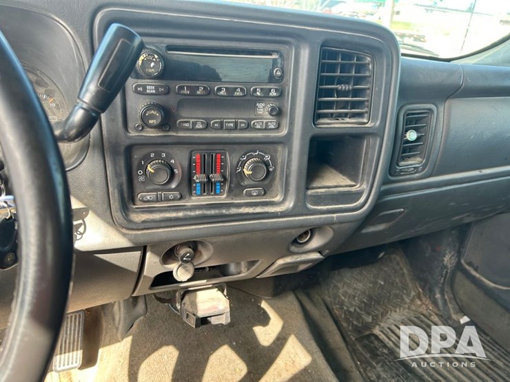 2005-gmc-extended-cab-pickup-(cp1139,-unit-7170)-image-24