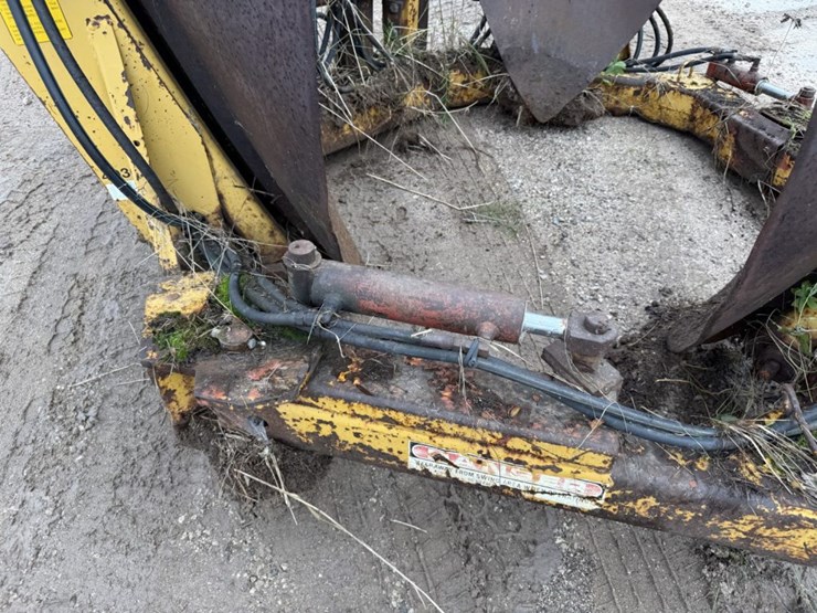 #2558-•-(3)-point-hydraulic-tree-spade-image-18