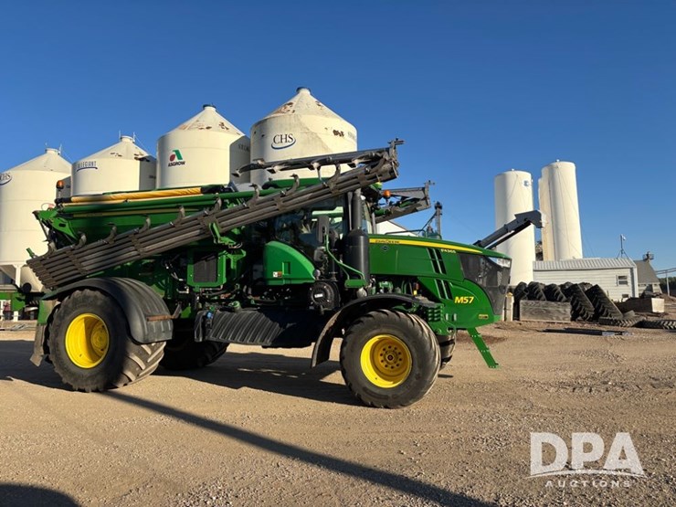 2019-john-deere-f4365-image-21