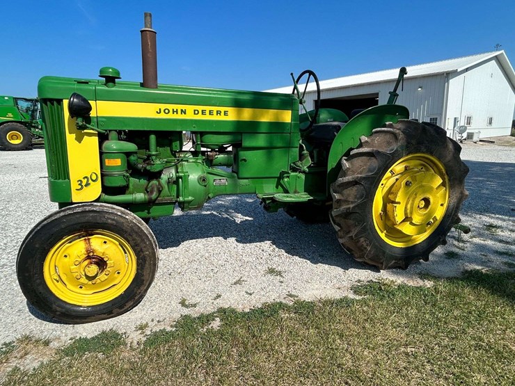 1956-john-deere-320u-image-1