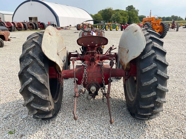 ford-8n-image-4