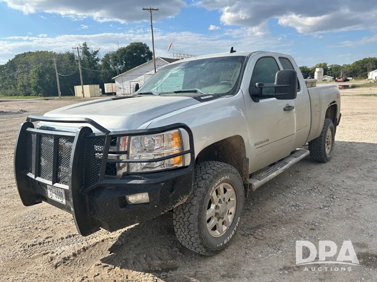 2012-chevrolet-2500hd-image-28