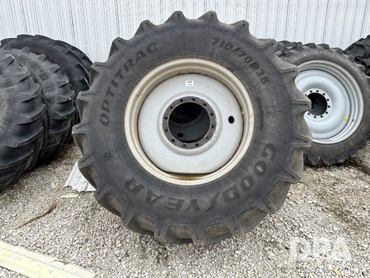 good-year-flotation-tires-(gp11559)-image-2