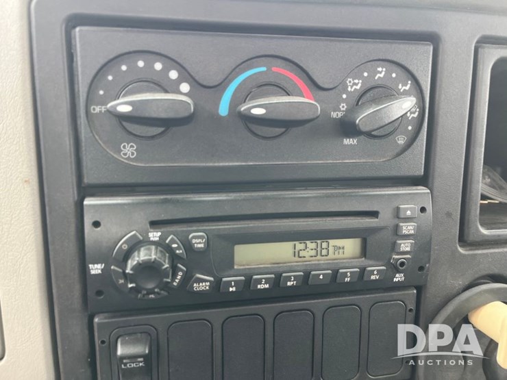 2009-ihc-durastar-4400-truck-(jn3095,-unit-537)-image-55