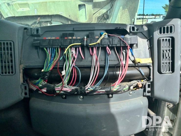 2007-trinity-tank-image-84