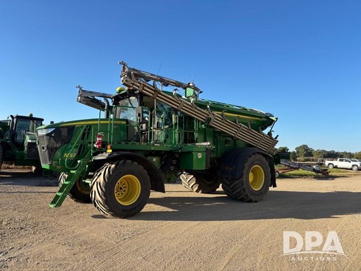 2019-john-deere-f4365-image-9