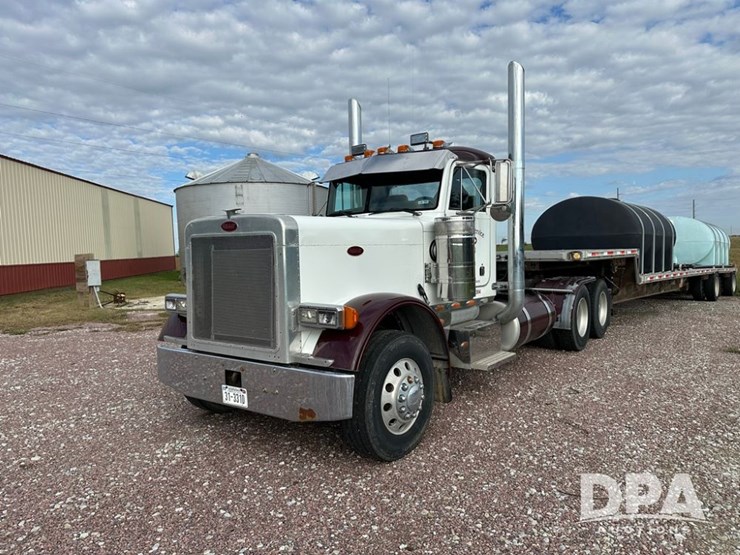 2001-peterbilt-379-image-1