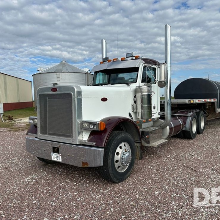 2001 PETERBILT 379