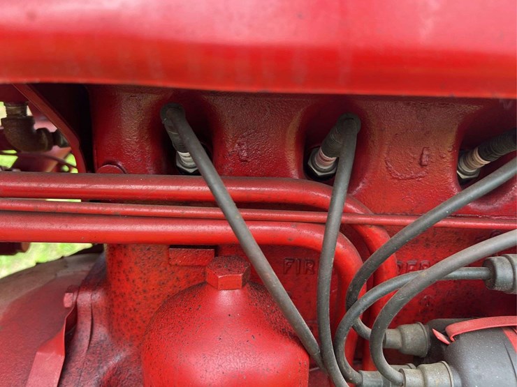 farmall-140-image-29