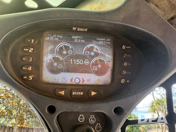 2015-bobcat-t630-image-18
