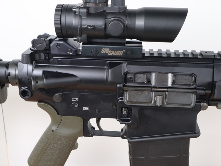 #36-•-#1202-•-sig-sauer-sig716-semi-automatic-rifle-7.62-nato.-image-4