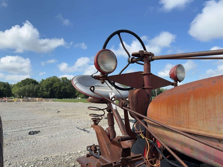 farmall-m-image-35