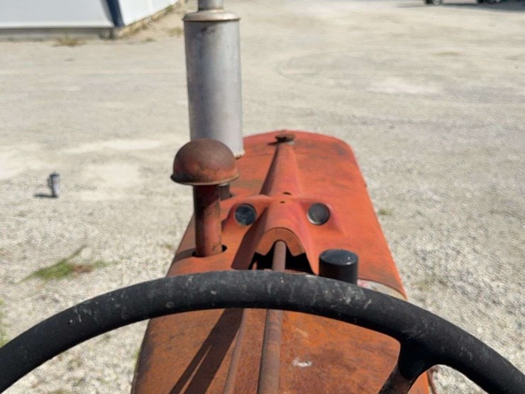 farmall-m-image-8