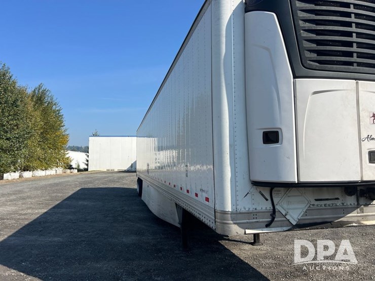 2015-hyundai-reefer-image-24