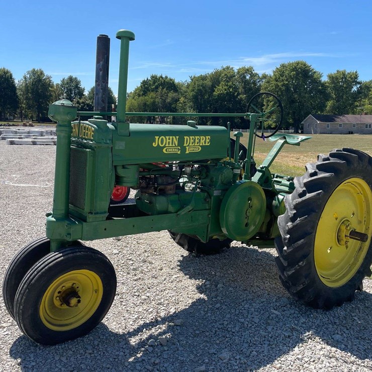 JOHN DEERE A