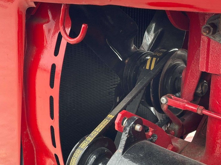 farmall-130-image-22