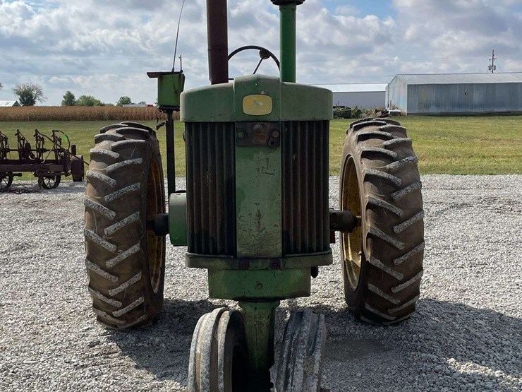 john-deere-720-image-8