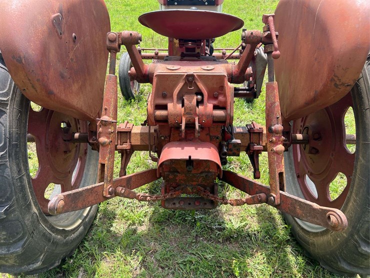 farmall-404-lp-image-48