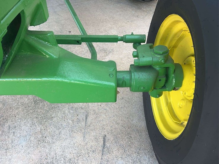 1955-john-deere-70-image-19