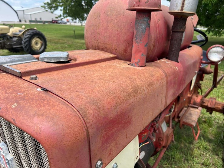 farmall-404-lp-image-23