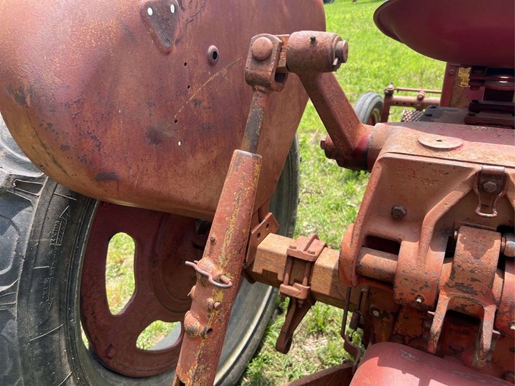 farmall-404-lp-image-50